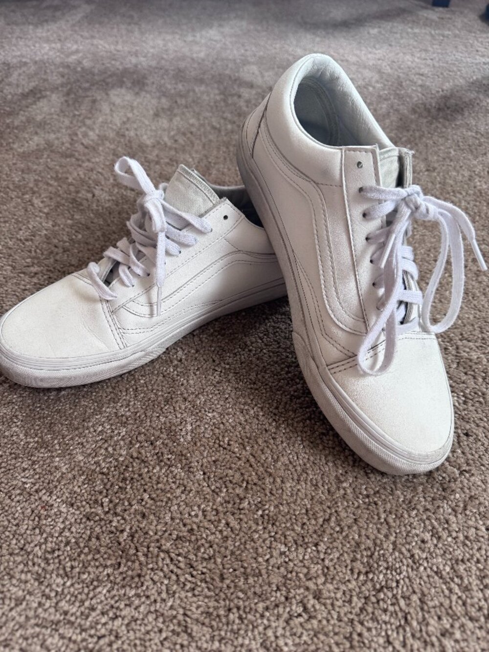 Vans Old Skool True White Leather Low Top Sneakers Men's 9 / Women's 10.5 | Skat